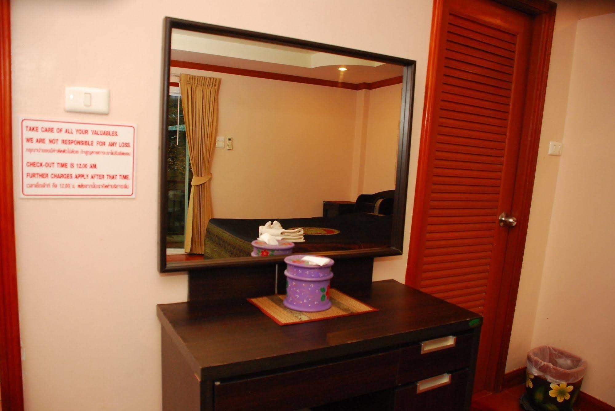 Hotel The Phen House Hua Hin Esterno foto